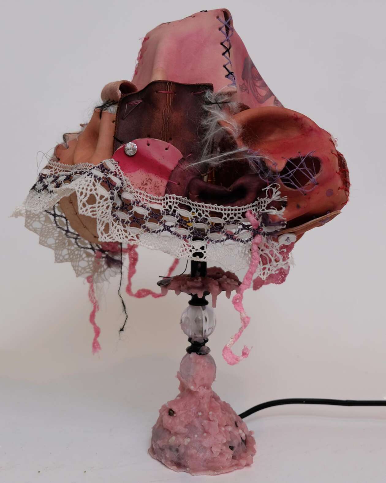 Brandon Morris' Sculptures That Combine Cyberpunk, History, And Fashion (5)