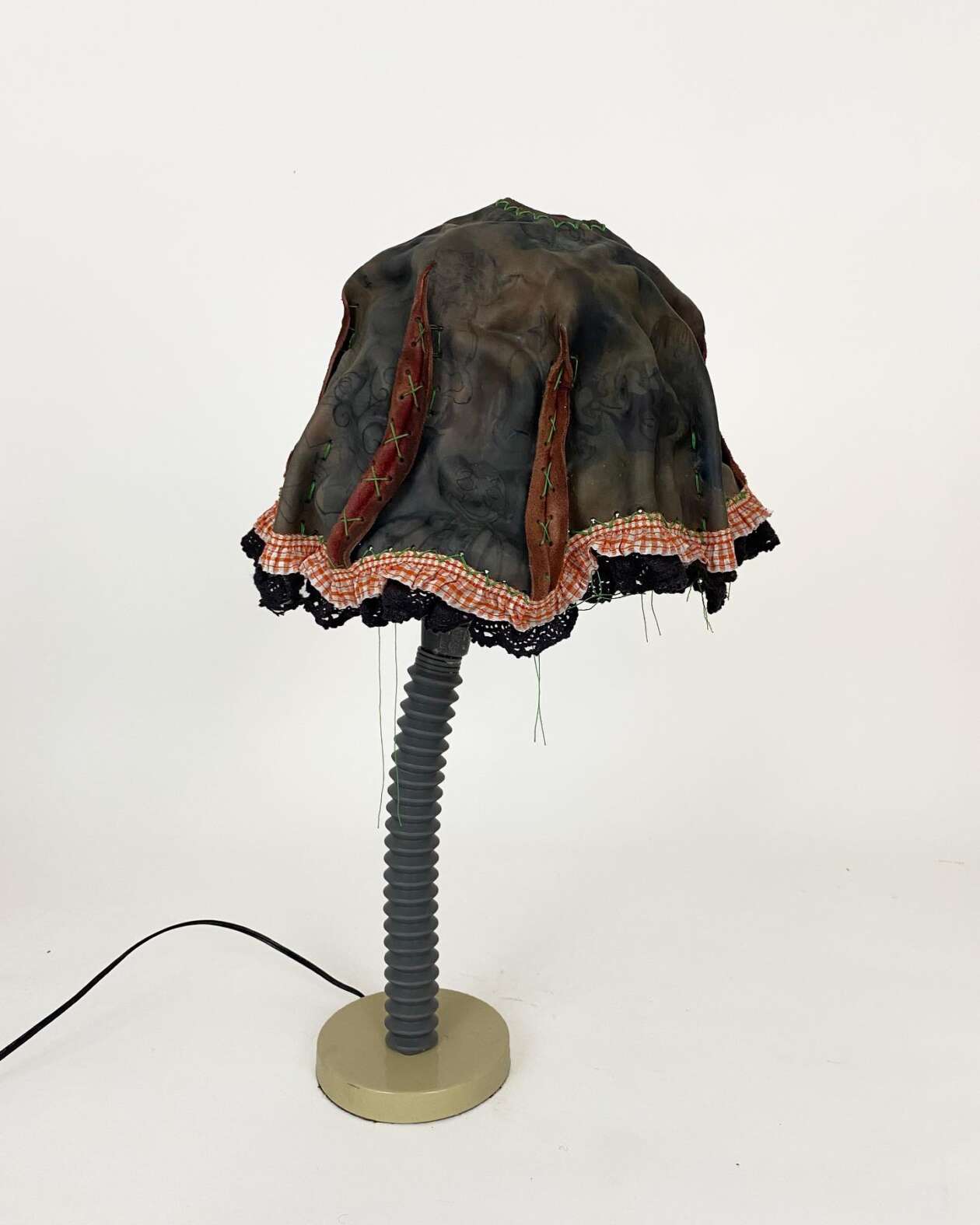 Brandon Morris' Sculptures That Combine Cyberpunk, History, And Fashion (6)