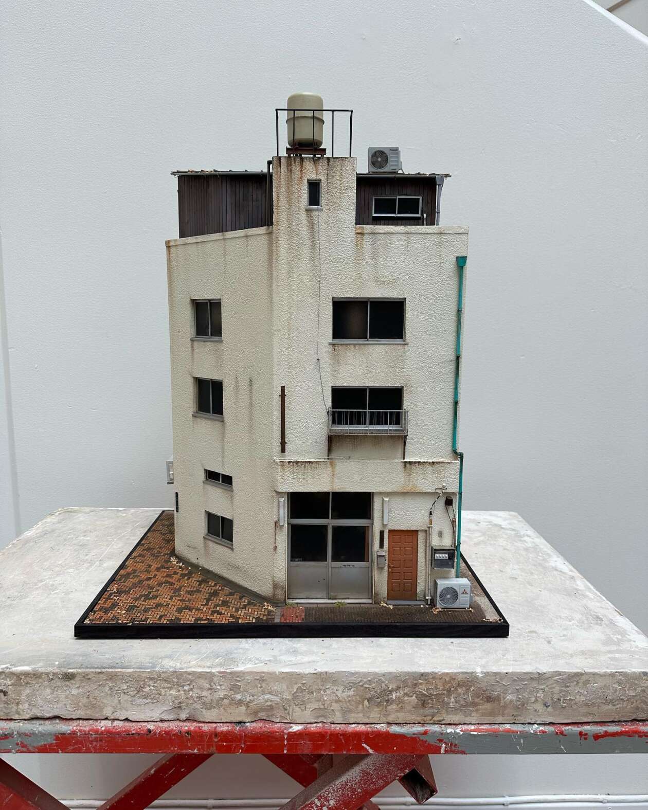 Christopher Robin Nordström's Miniatures Of Tokyo's Architecture (10)
