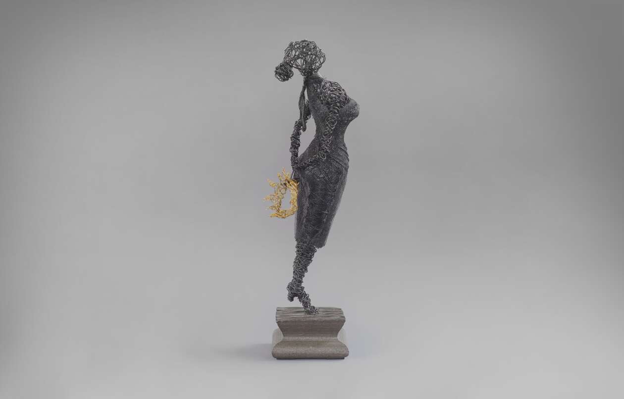 Karen Akhikyan’s Wire Sculptures (19)