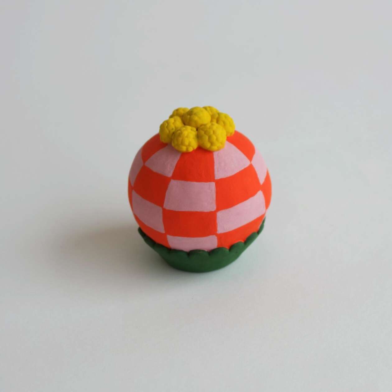 Naomi Peterson’s Ceramic 'cup Cakes' (9)