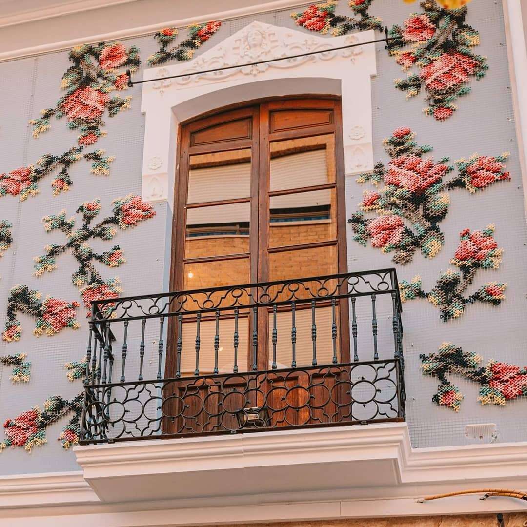 Raquel Rodrigo’s Embroidered Street Art (1)