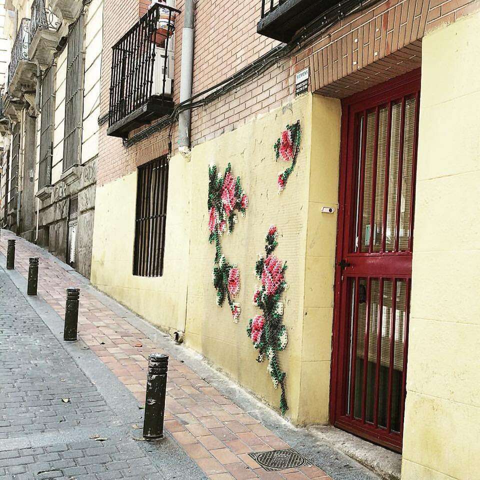 Raquel Rodrigo’s Embroidered Street Art (8)