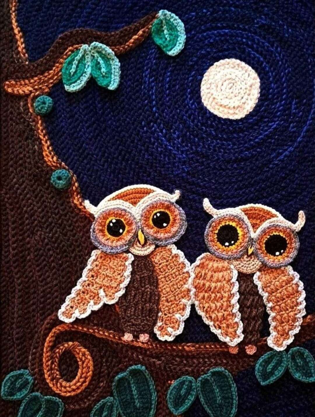 Beata Bylinka’s Crochet 'paintings' (5)