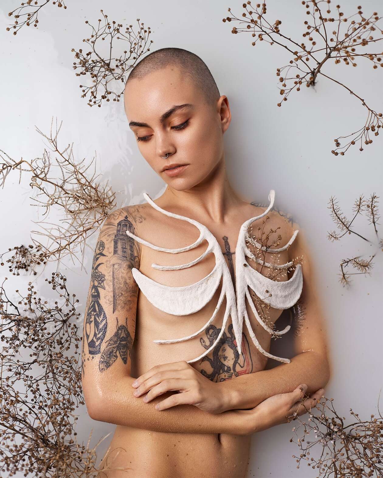 Leigh Schneider's Dark, Surreal, And Symbolic Photography (3)