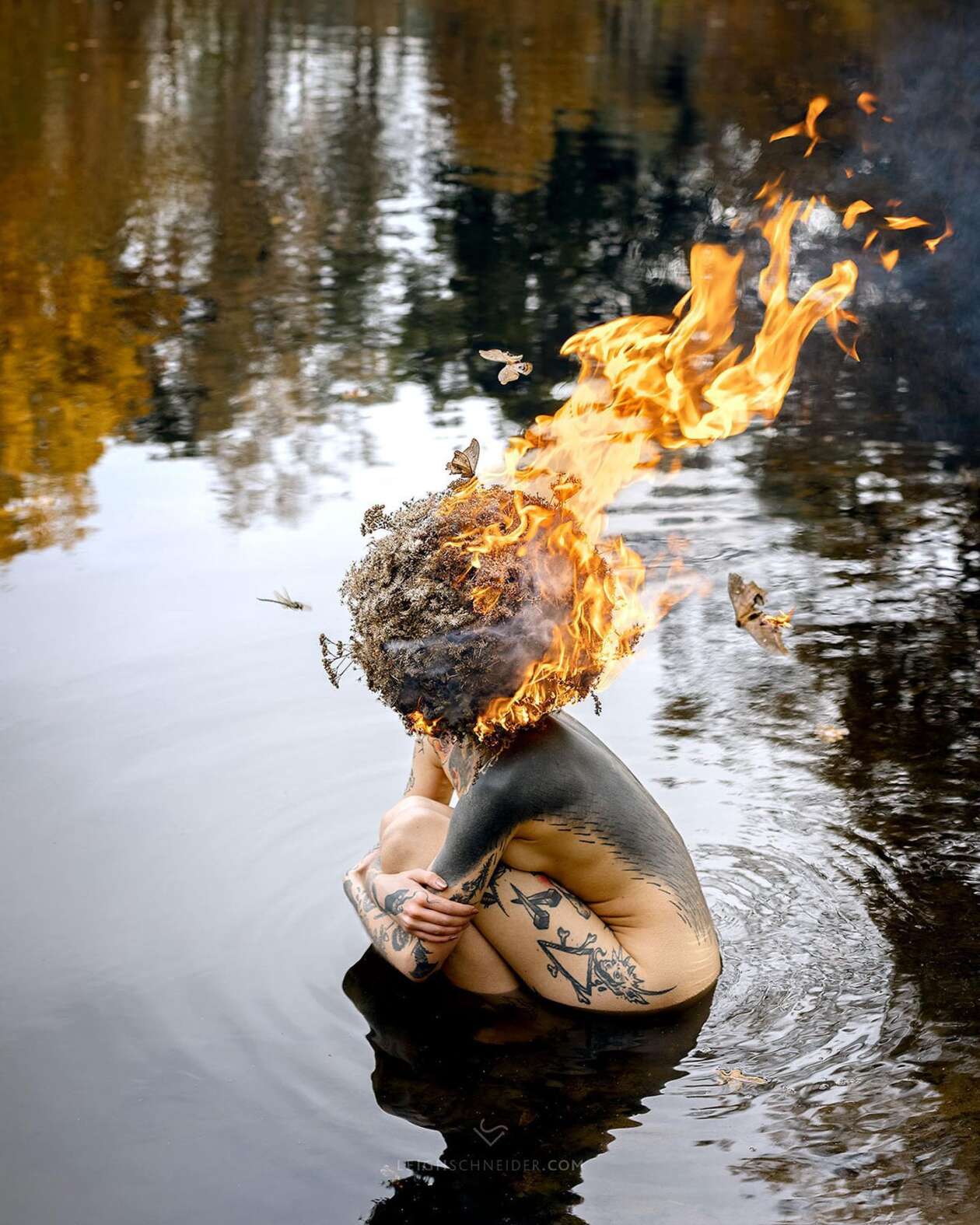 Leigh Schneider's Dark, Surreal, And Symbolic Photography (7)