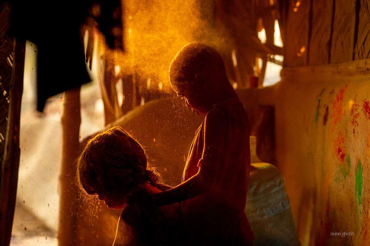 Photos Of Holi In A Rural Bengal Village By Anjan Ghosh (14)