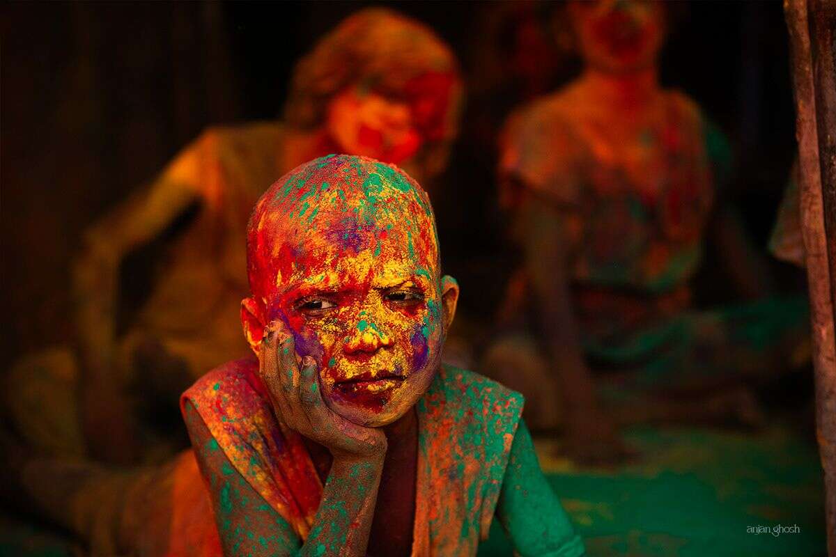 Photos Of Holi In A Rural Bengal Village By Anjan Ghosh (3)
