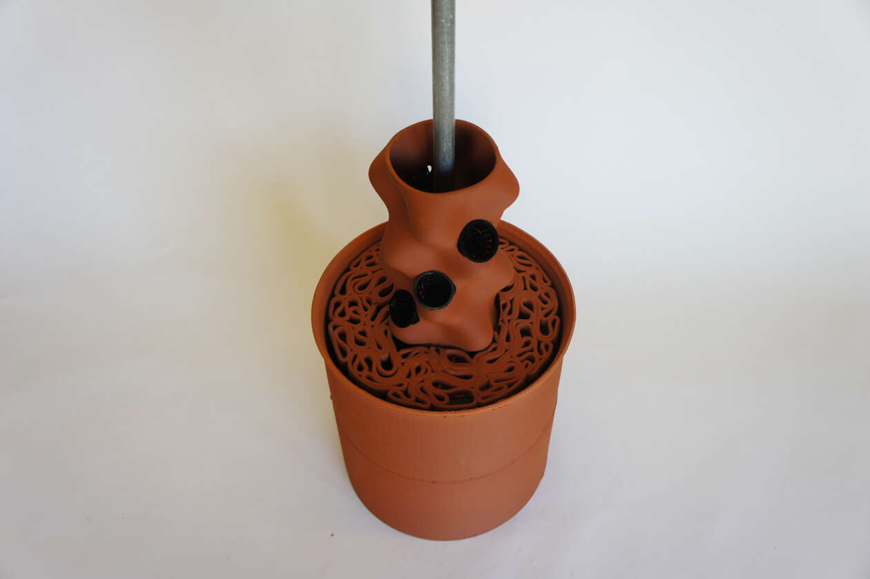 ClayPonic V1 - Logman Arja’s 3D-printed clay hydroponics (4)