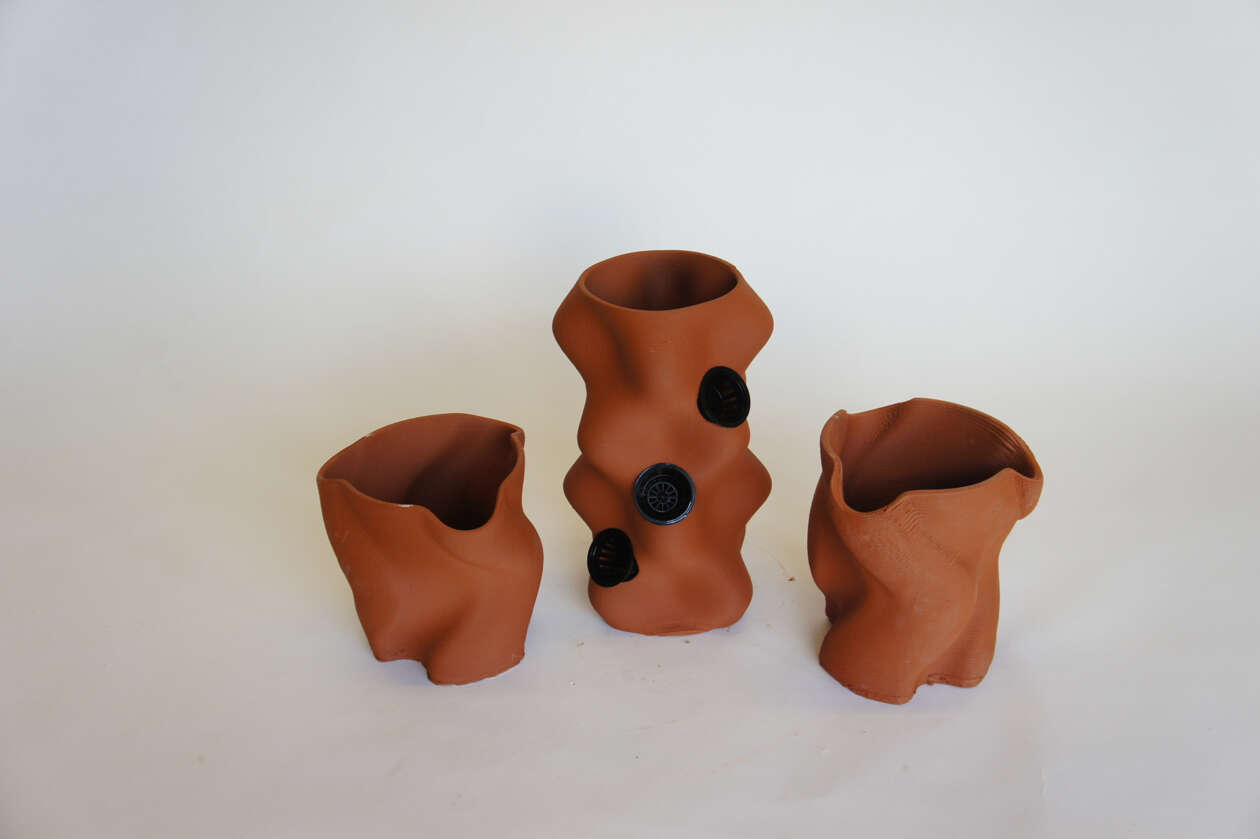 ClayPonic V1 - Logman Arja’s 3D-printed clay hydroponics (7)
