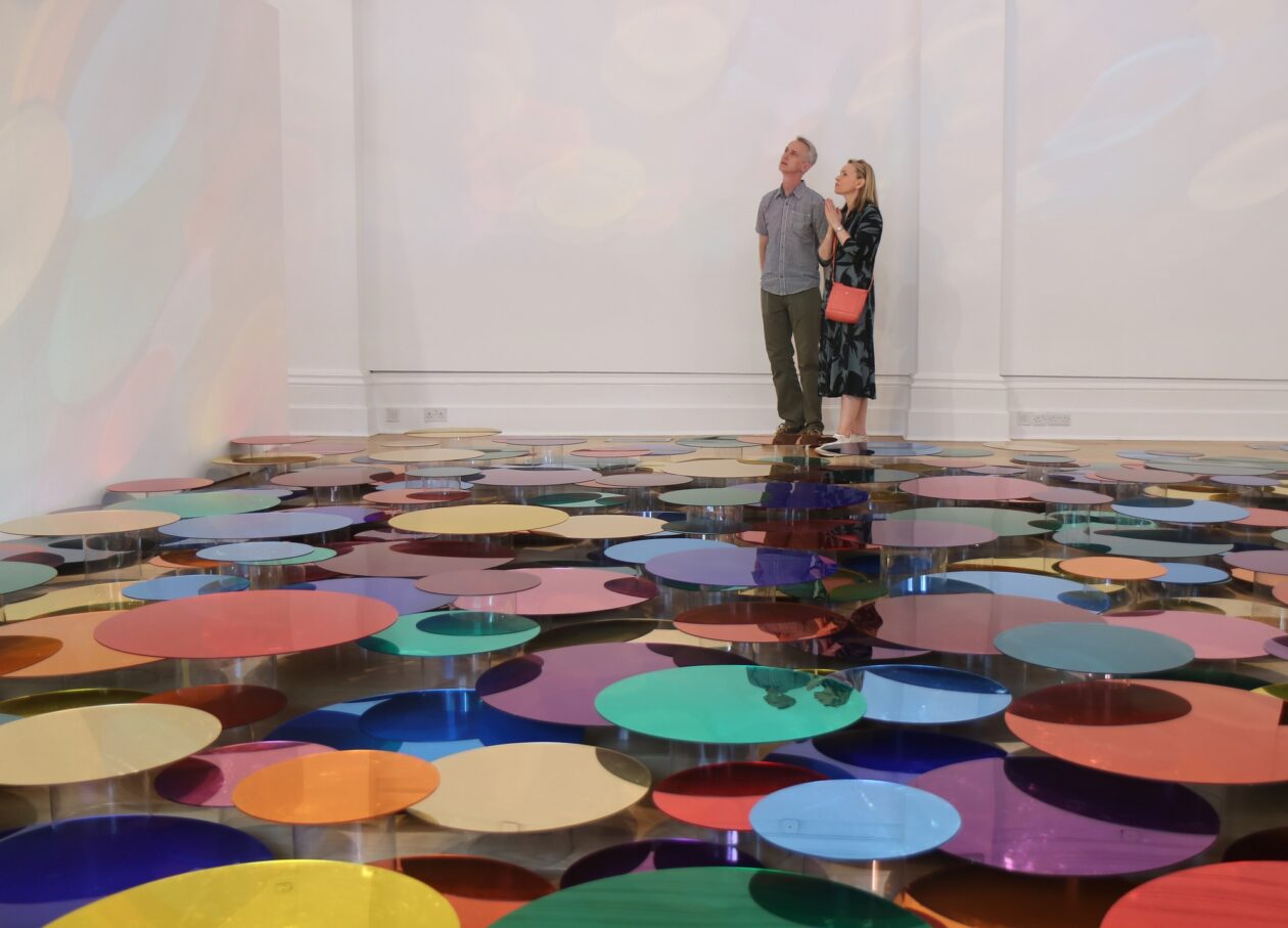 Liz West's Colorful Disc Installation 'h.a.p.p.y (4)