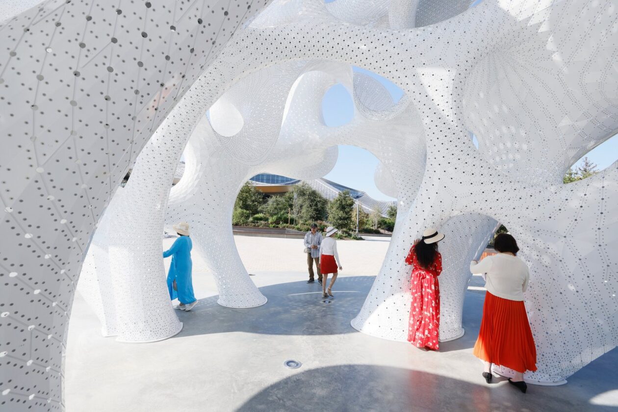 Marc Fornes’ the Orb Public Installation (1)