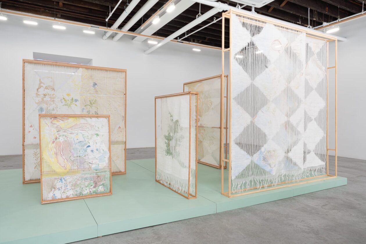 Élise Peroi's Innovative Textile Art (10)