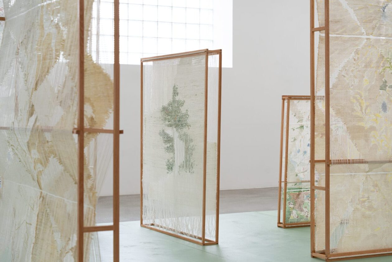 Élise Peroi's Innovative Textile Art (6)