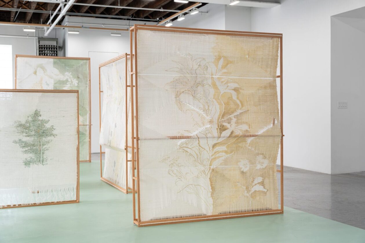 Élise Peroi's Innovative Textile Art (7)