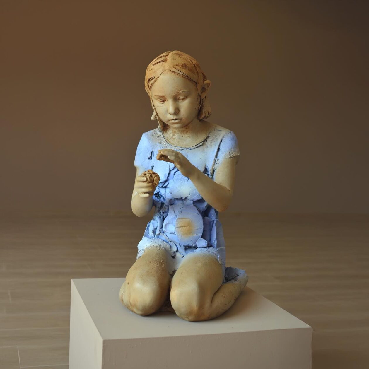 Expressive Ceramic Sculptures By Eudald De Juana Gorriz (12)