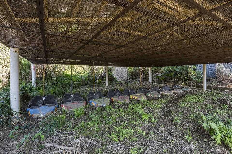 Jonk's Photography Of Abandoned Spaces (15)