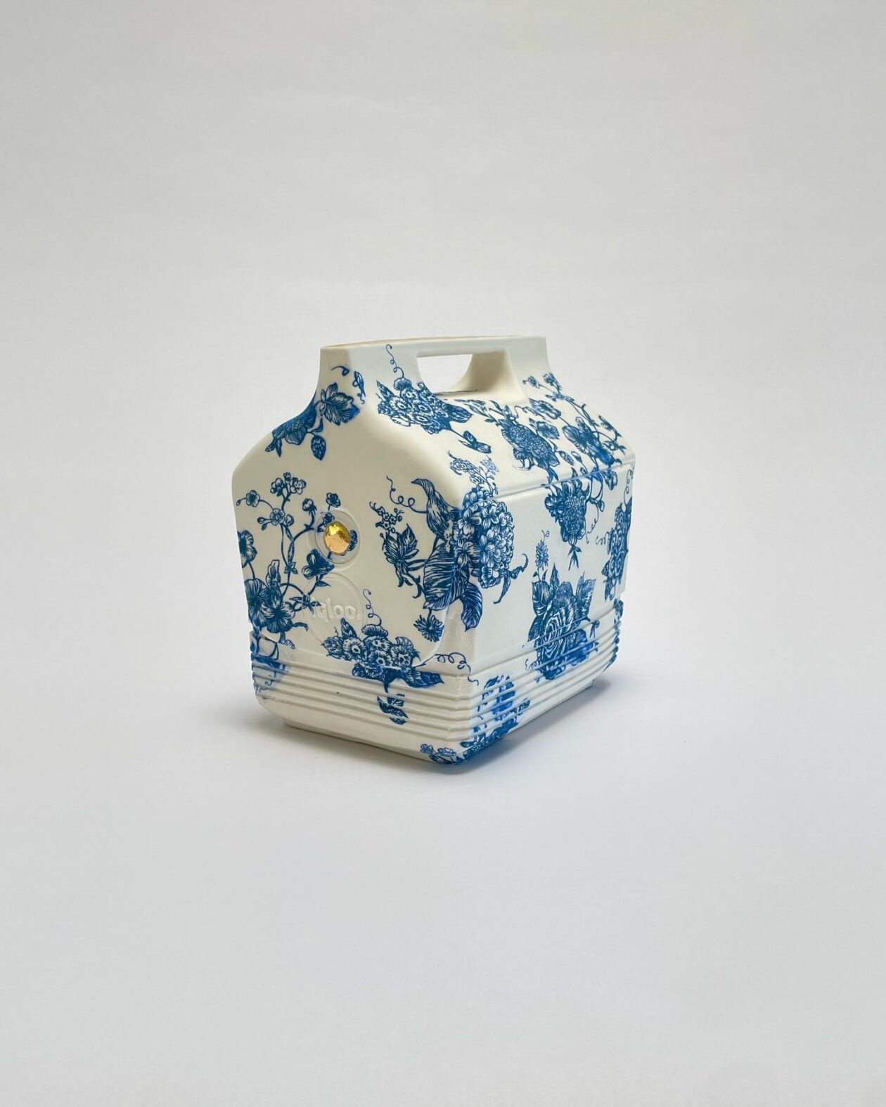 Porcelain Sneakers And Other Objects By Brock Deboer (1)