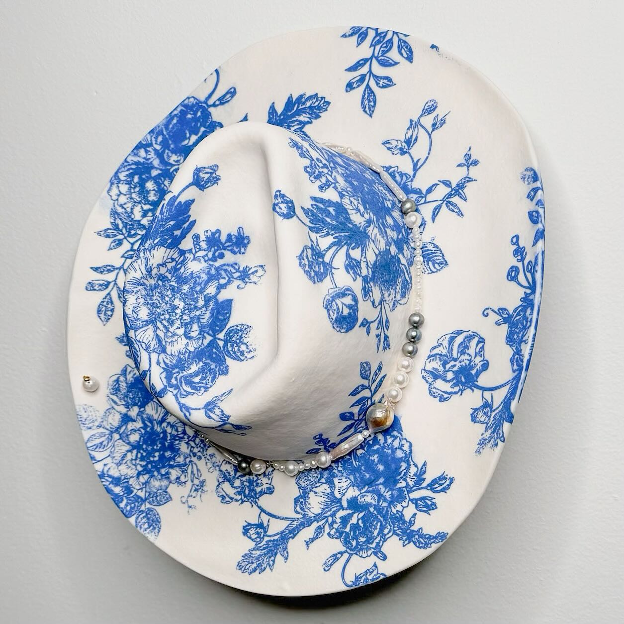 Porcelain Sneakers And Other Objects By Brock Deboer (15)