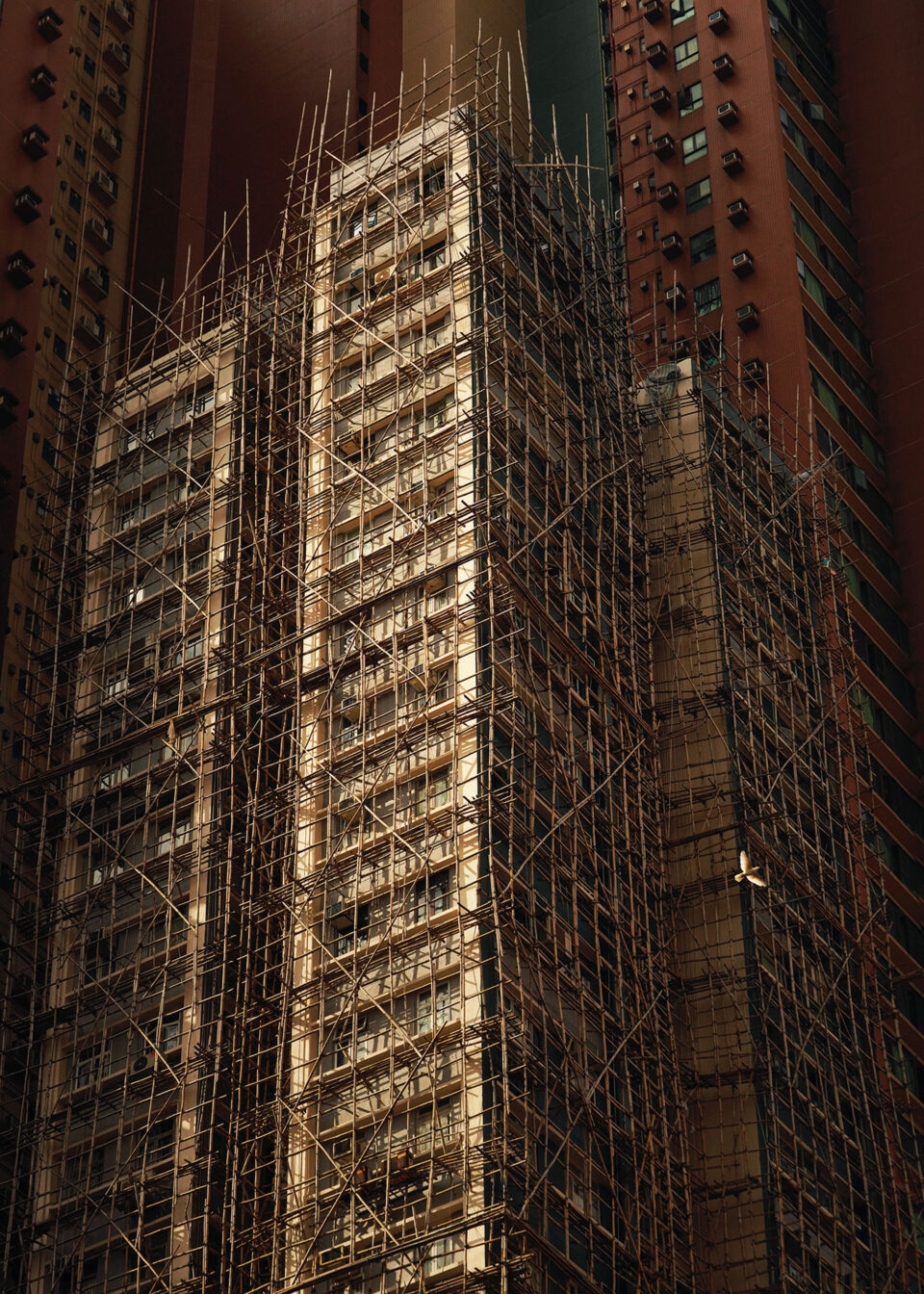Romain Jacquet Lagrèze's Urban Photography Of Hong Kong's Heights (6)