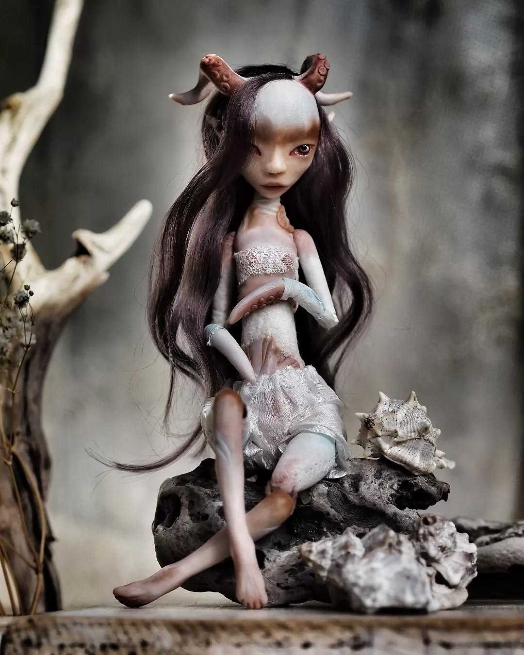 The Beautifully Bizarre Dolls Of Iva Raven (7)