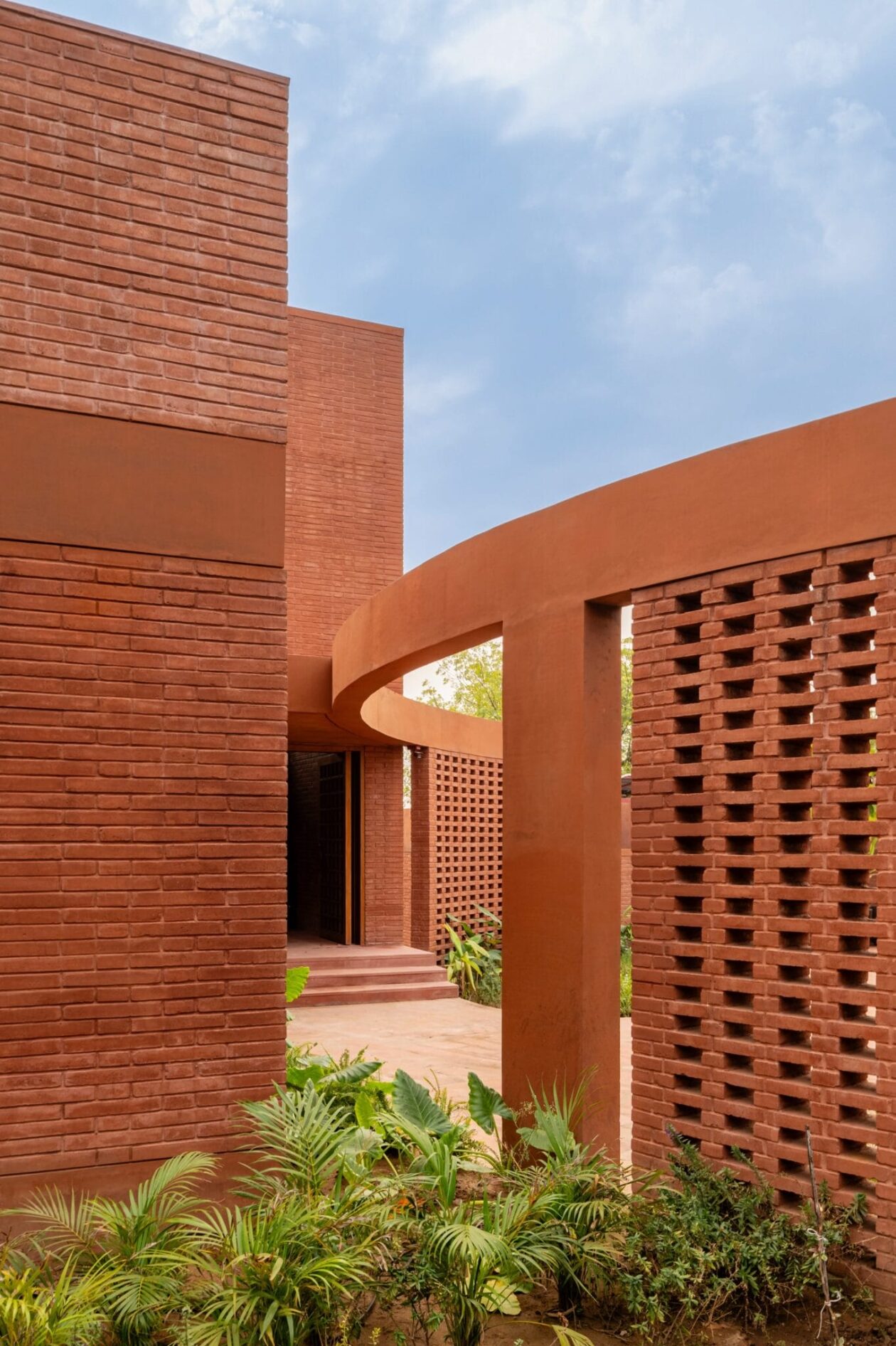 Studio Sangath's Terracotta Home (10)
