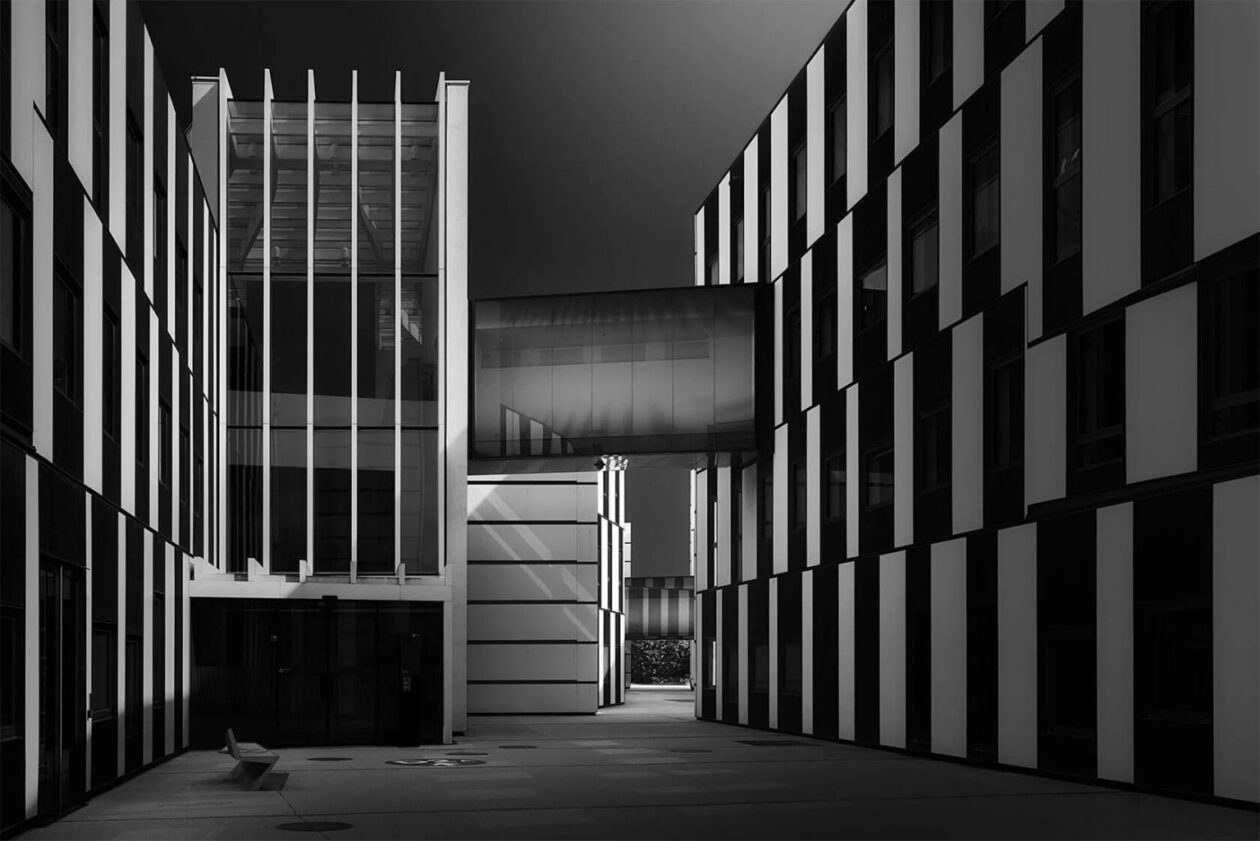 Thomas De Franzoni's Monochrome Architectural Photography (10)