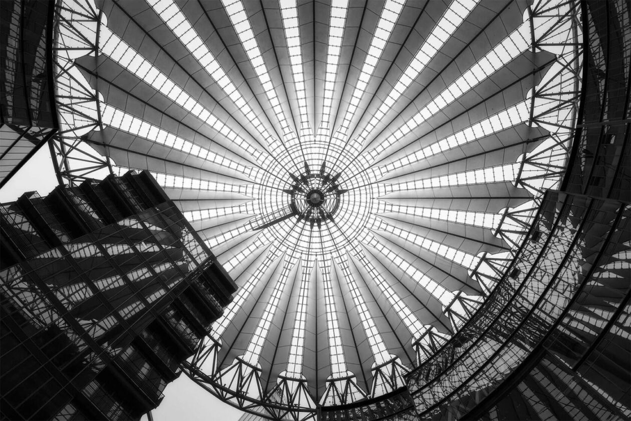 Thomas De Franzoni's Monochrome Architectural Photography (2)