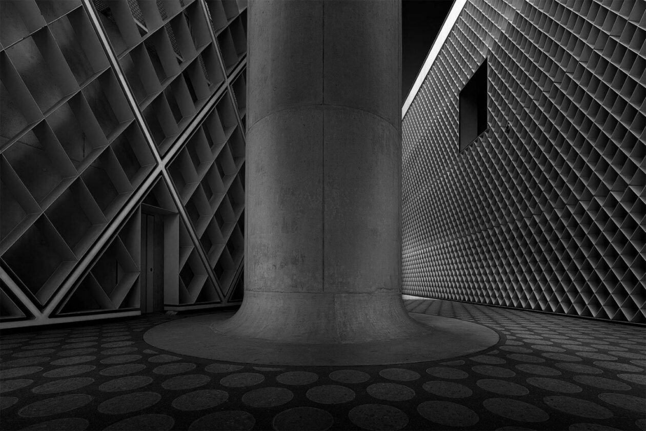 Thomas De Franzoni's Monochrome Architectural Photography (6)