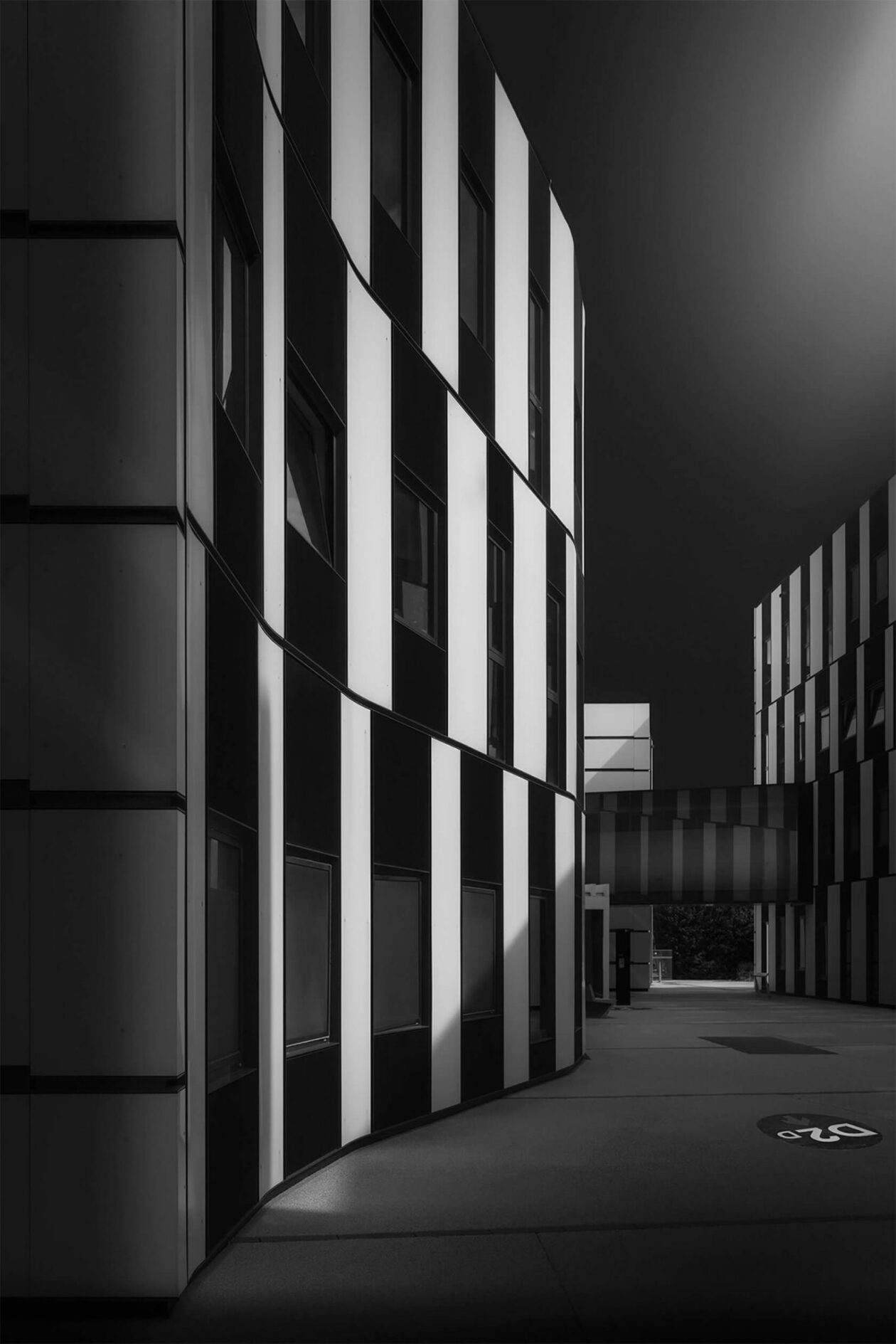 Thomas De Franzoni's Monochrome Architectural Photography (9)