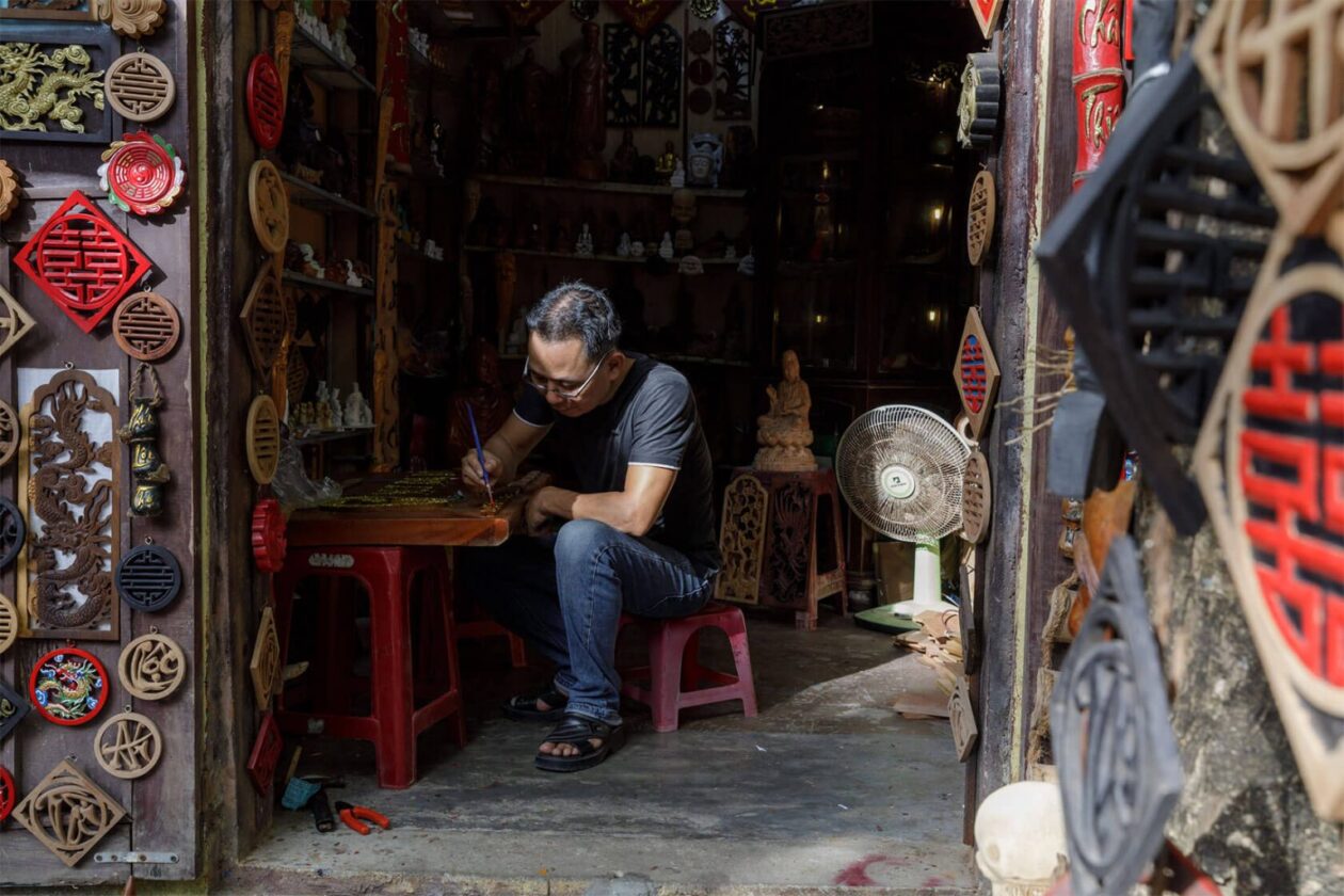 Captivating Photos Of Vietnam By Julian Elliott (17)