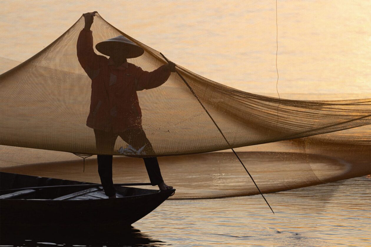 Captivating Photos Of Vietnam By Julian Elliott (4)