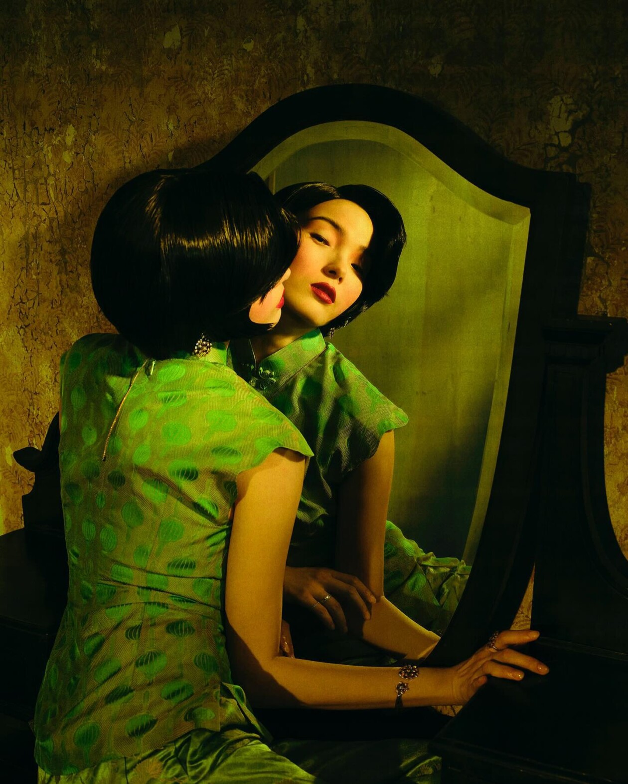 Leslie Zhang's Poetic Portrait Photography (9)