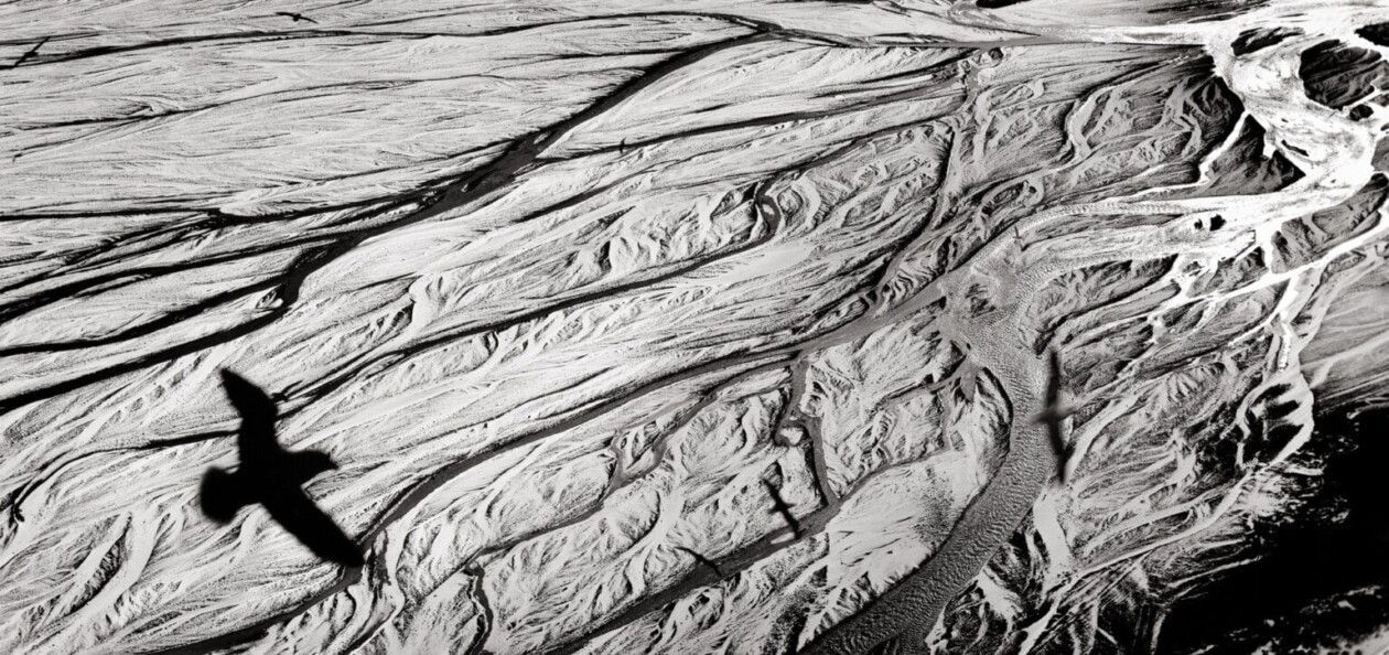 Ragnar Axelsson's Artic Monochromatic Photographies (3)