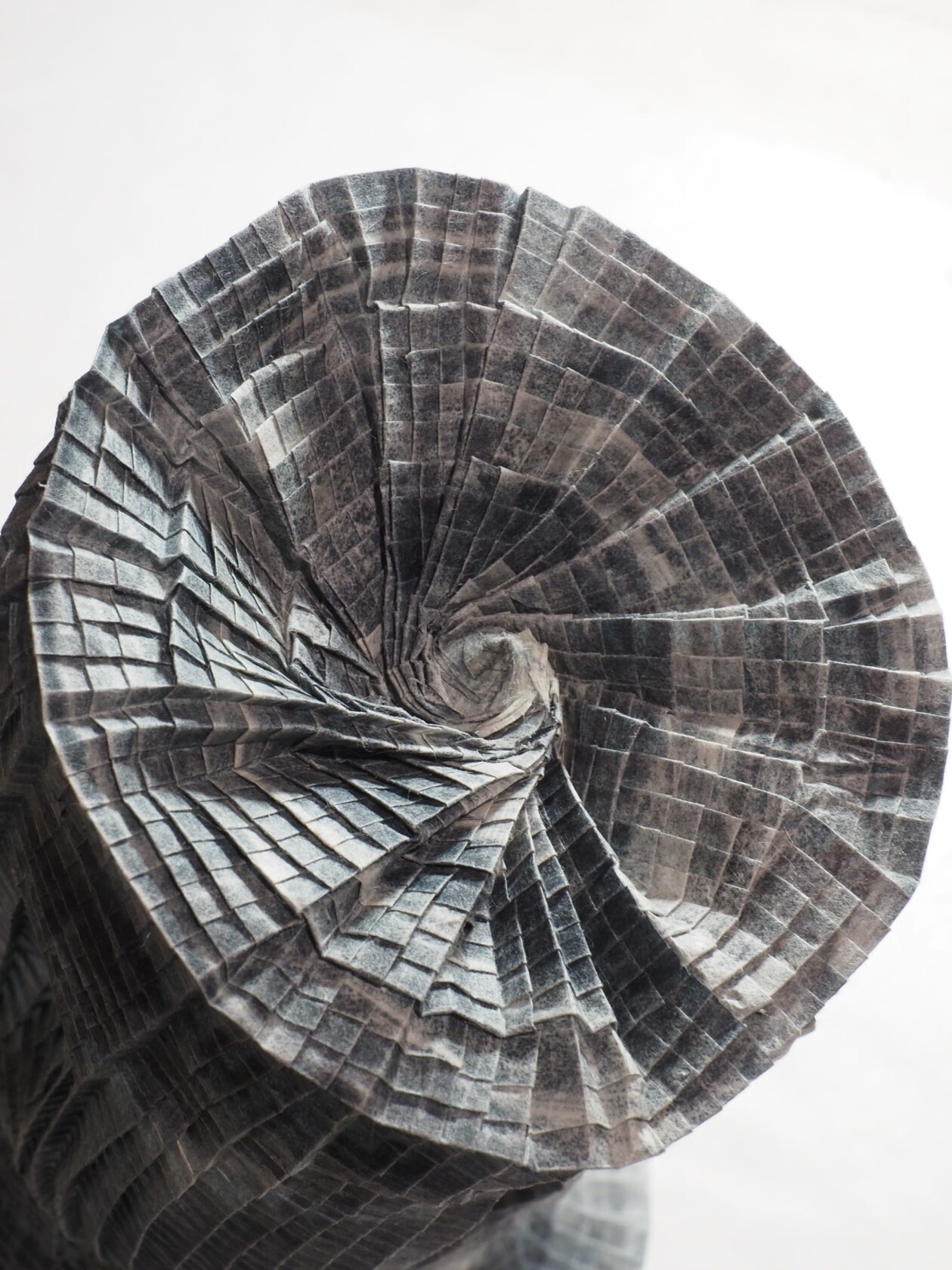 Goran Konjevod's Geometric Paper Folding Vessels (6)