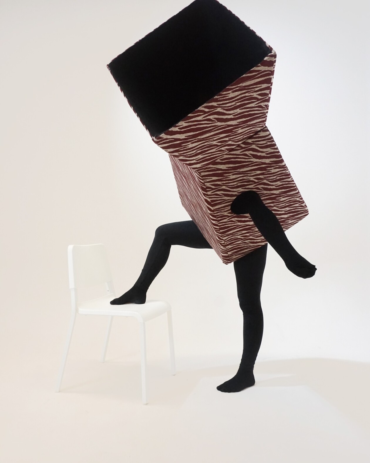 Guda Koster's Surreal Living Textile Sculptures (1)