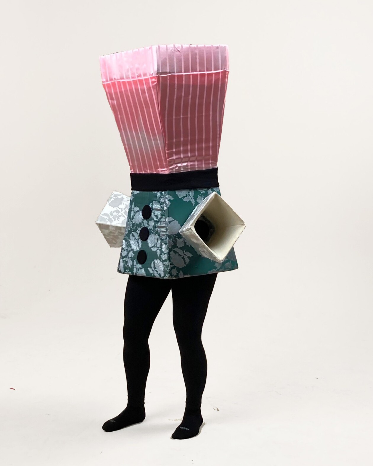 Guda Koster's Surreal Living Textile Sculptures (6)