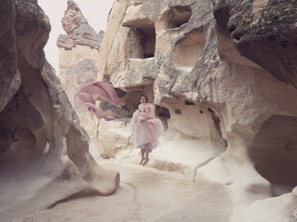 Julia Fullerton Batten's Fault Line Magnitude 7.8 Series (5)