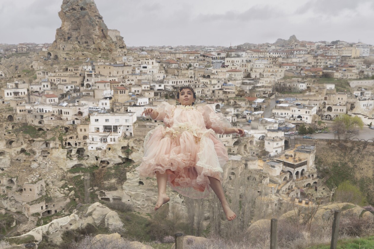 Julia Fullerton Batten's Fault Line Magnitude 7.8 Series (6)