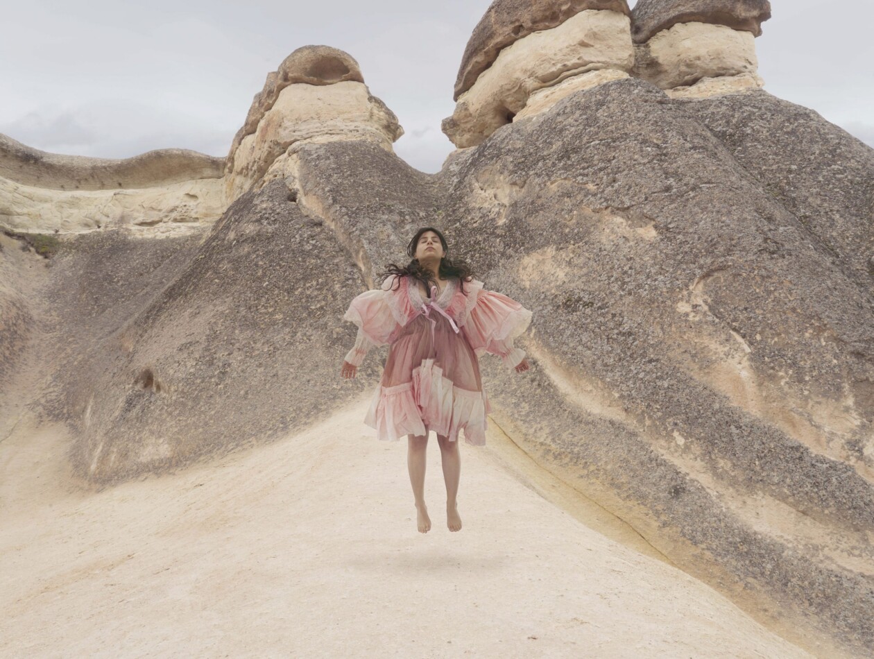 Julia Fullerton Batten's Fault Line Magnitude 7.8 Series (9)