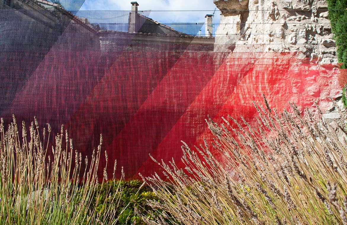 Quintessenz' Layered Chromatic Installations Paxos Contemporary Art Project (6)