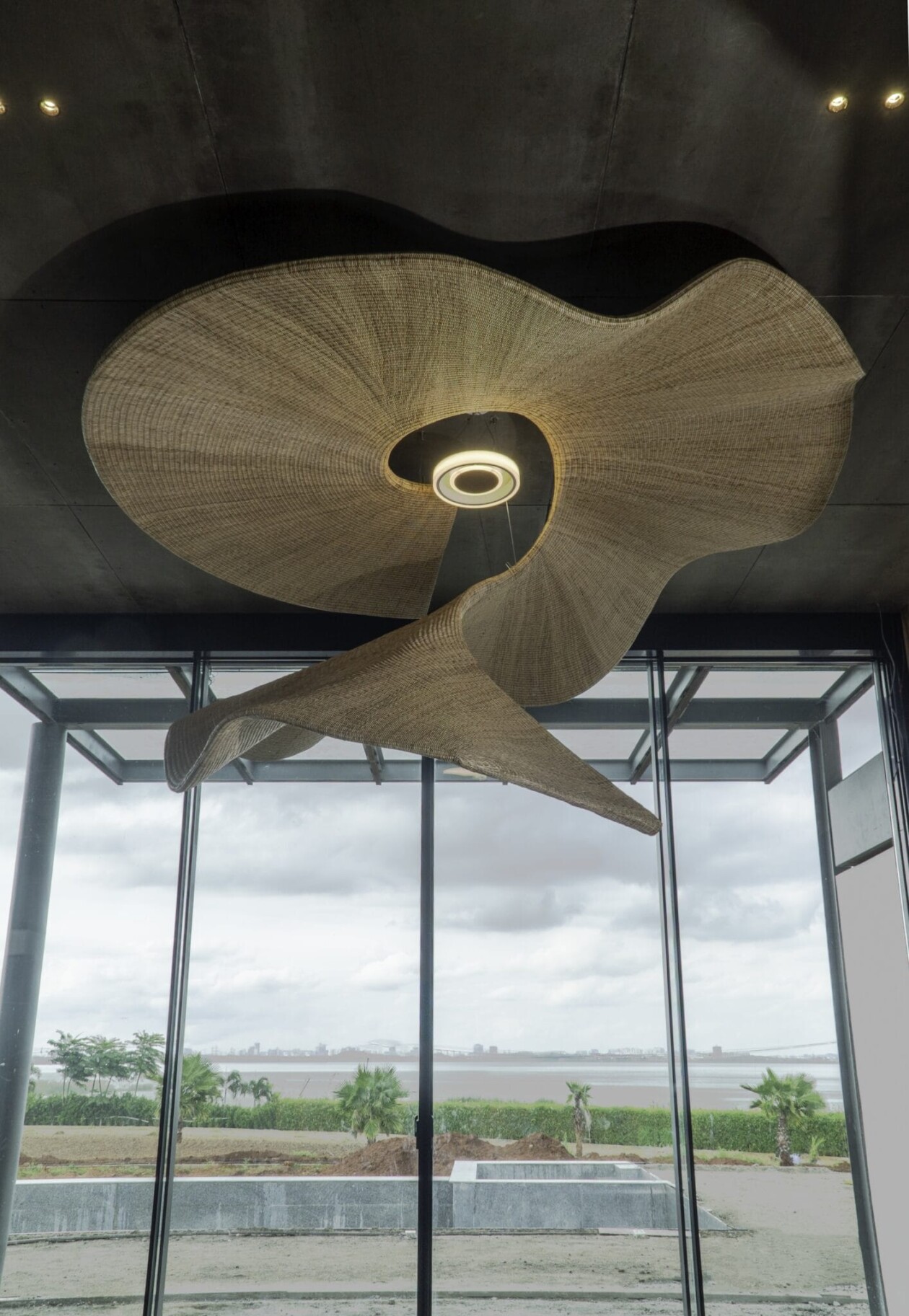 The Wicker Story's Fluid Furniture Design (3)