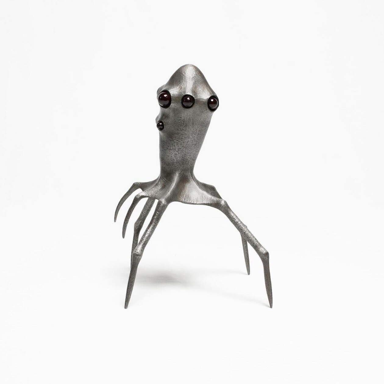 Leah Aripotch Metal Sculptures Of Monsters And Aliens (3)