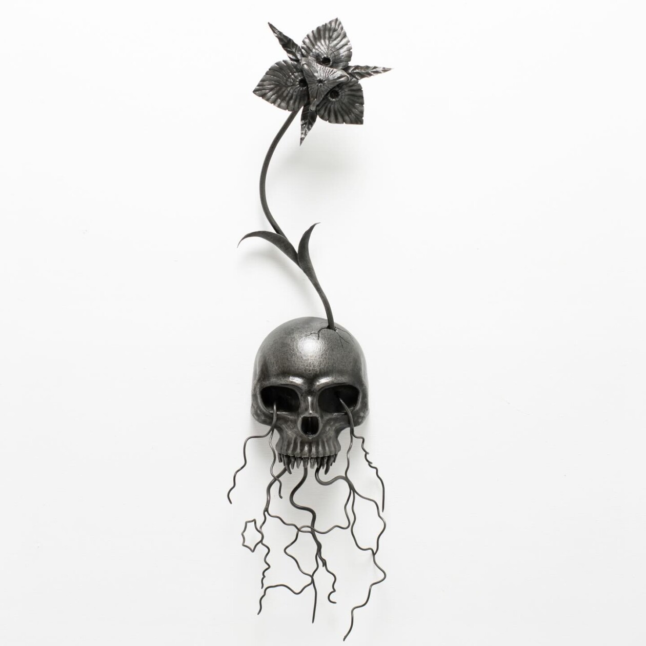 Leah Aripotch Metal Sculptures Of Monsters And Aliens (7)