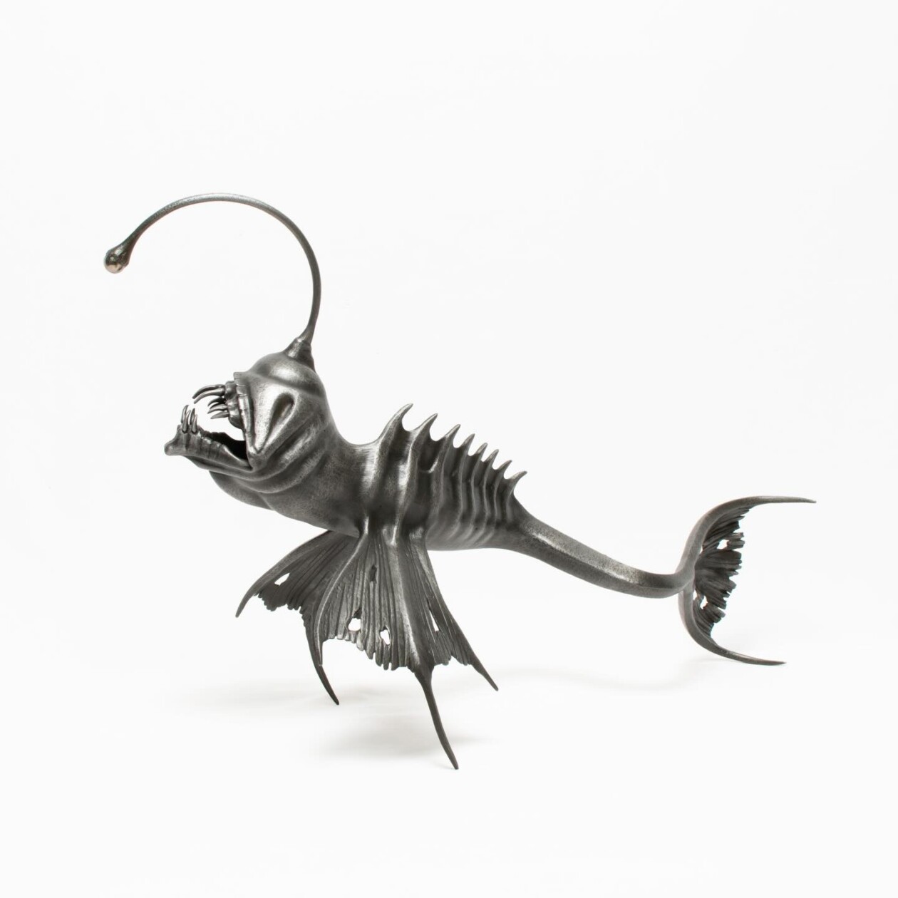 Leah Aripotch Metal Sculptures Of Monsters And Aliens (8)