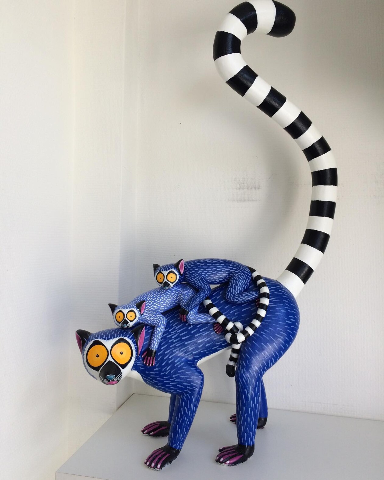 Selena Swinkels' Wood Animal Sculptures (1)