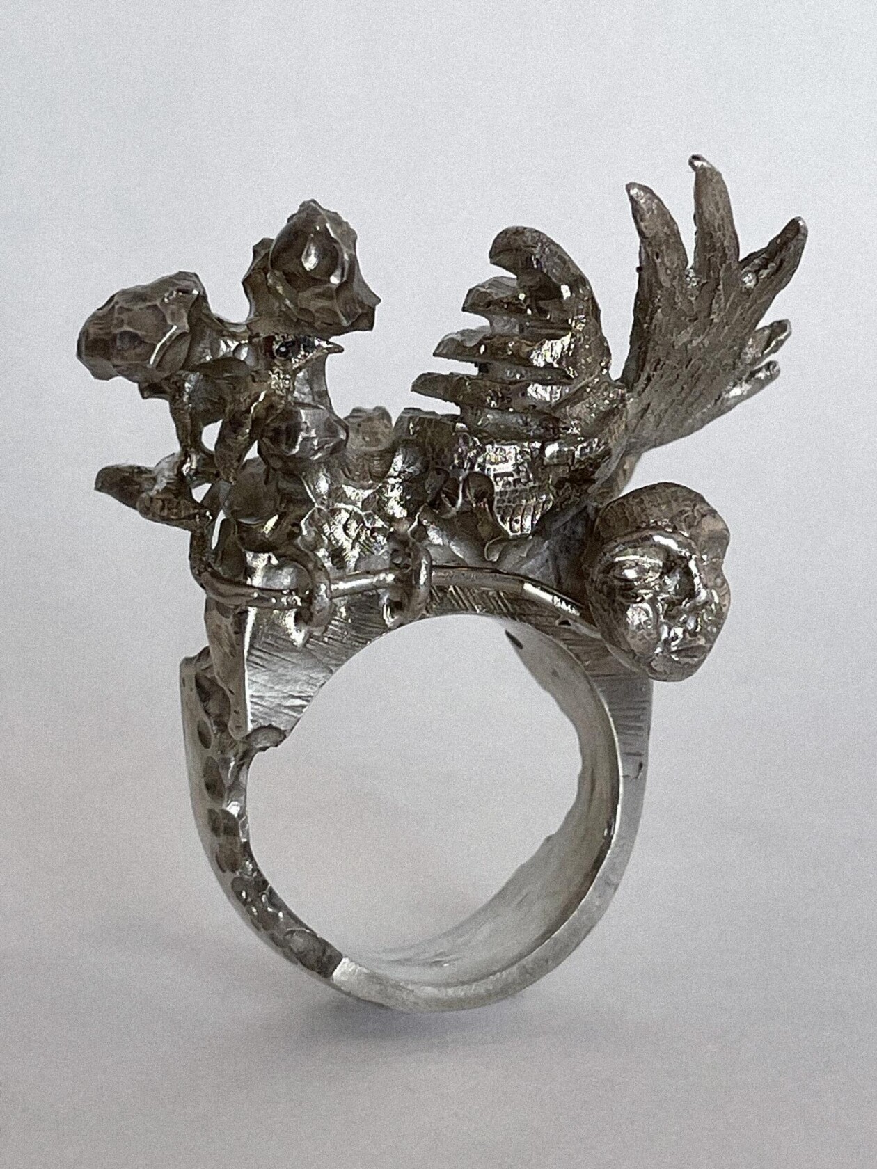 Mia Gosset's Forged Metal Jewellery And Artefacts (10)